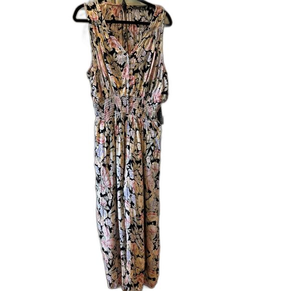 Black Tape Floral Jumpsuit - Size XL - NWT - Picture 1 of 6